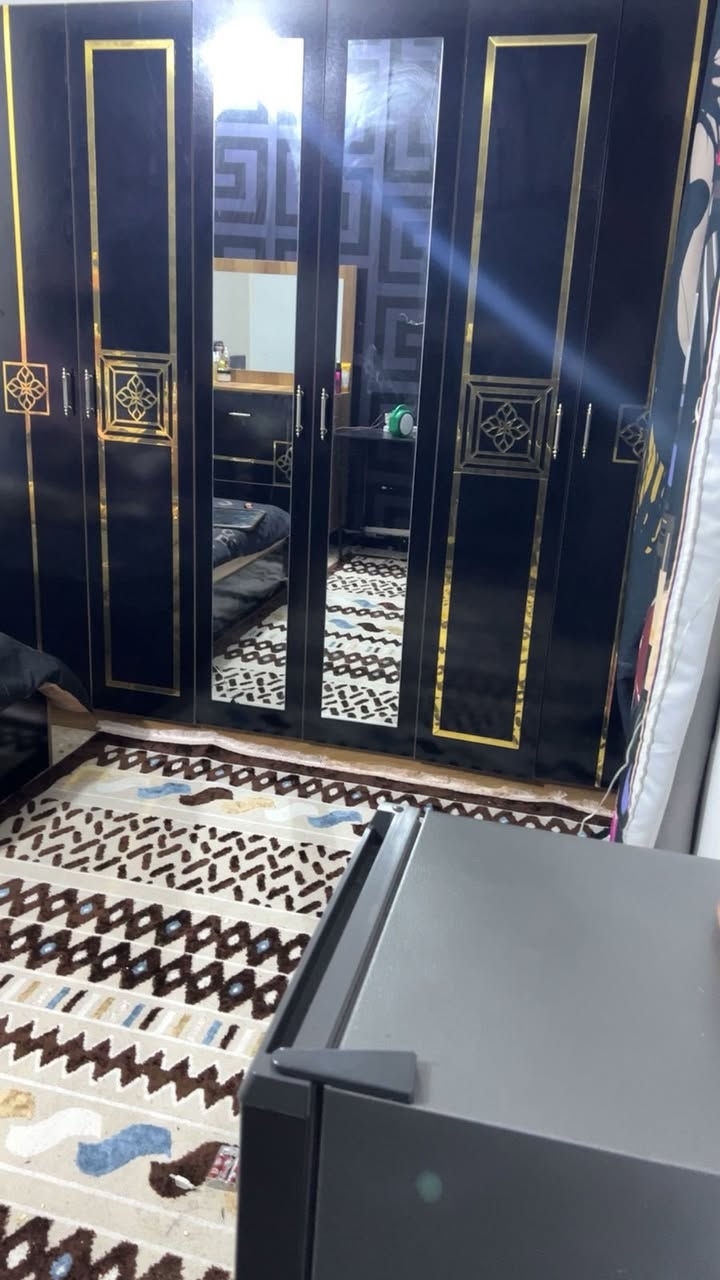 السلام عليكم اغراض بيت للبيع مكاني بغداد الدوره للاستفسار على الواتساب ***********
