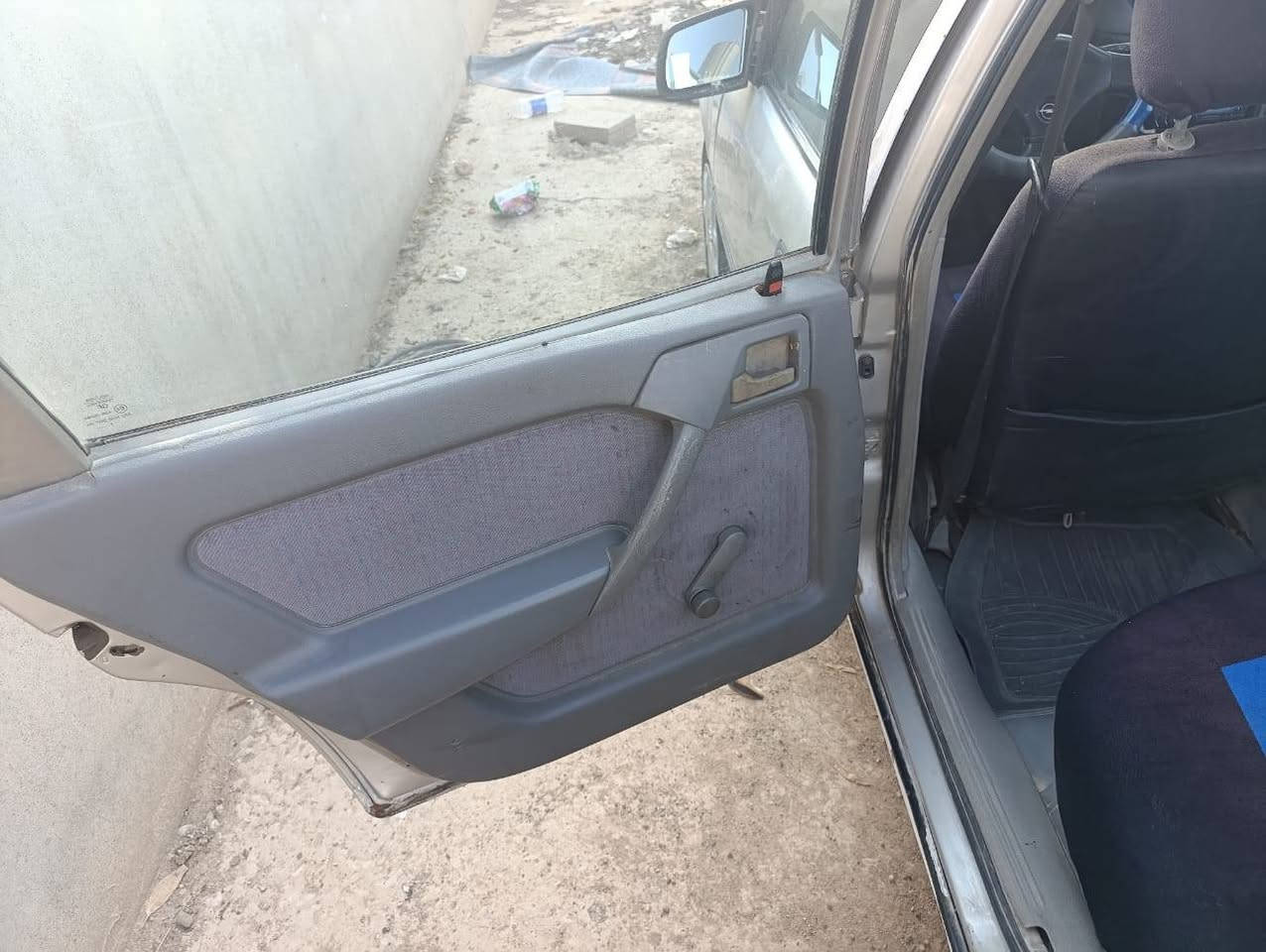 فكترا حجم 18موديل 92 رقم صلاح الدين مشروع وطني جاهزه كير محرك تخم تاير باتري تدفه كلها شرط السعر37وبيها مجال مكان الحويجه قريه الكفاح ***********
