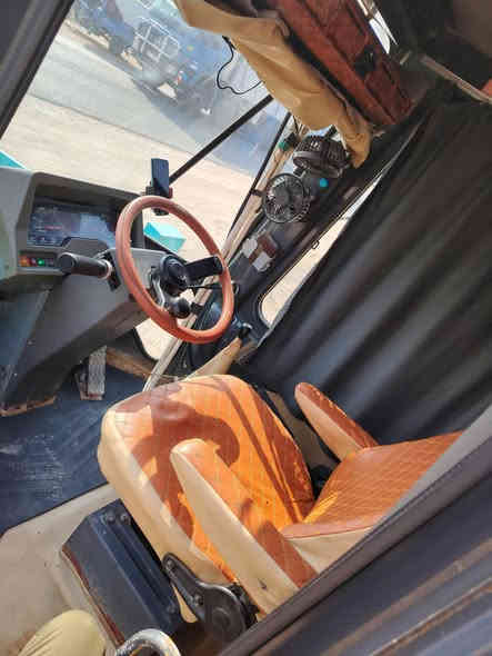 السلام عليكم. كاوسكي 50za
ازوزه 4. بم ونوزل ام السوبر
كير ميكانيكي. ٣ نمر راجز
مكينه. كير. اكسنات.تايرات
صوندات. جكات. كهربائيات
كفاله عامه. كله عل شركه
رقم بصره. سنويه لل ٢٨
بسمي مداور ثاني يوم
مكانه كربلاء للأستفسار /***********
رايده ب  ٣٨٠ وبيه مجال بسيط
