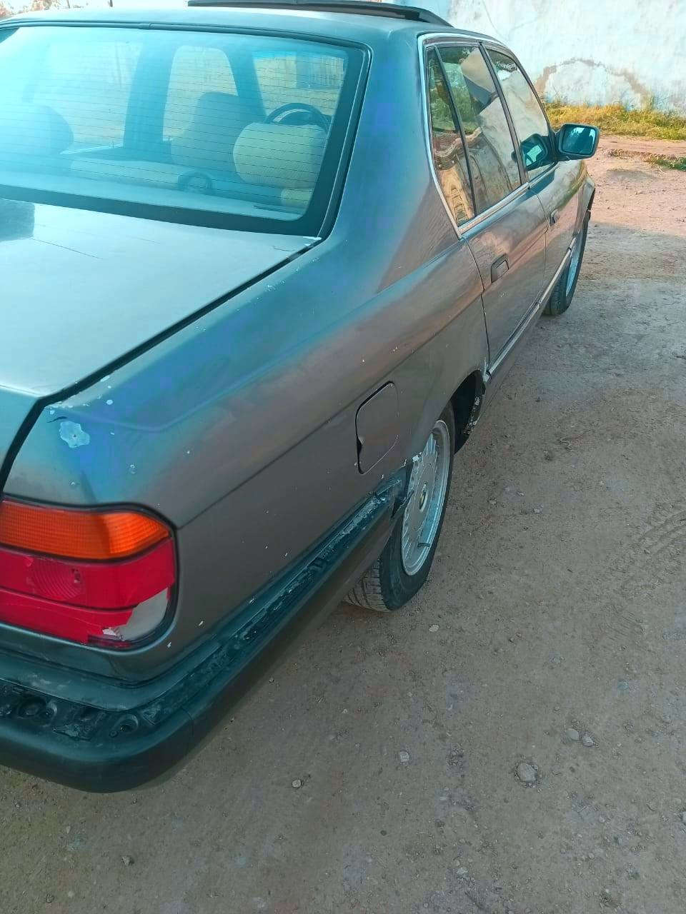 السلام عليكم
من رخصه الادمن المحترم اقرئ المنشور زين وبخدمتك
بي ام دبليو ٧٣٥iاصل وارد امريكي ٩٢ فول مواصفات كير عادي مكينه وكير حاويه
دواخل وكشر شوف العين مقبوله
كراسي اماميه كهرباء شغالات
كهربائيات شغاله لايت زنون عضمتها حلوه
شرعي بعقوبه سنويه لل٢٧ يمته تحب يحولك
عليها غرامات ٦٥٠ عالشرعي بالاتفاق يدفهن
 ويبصم شوكت تحب يعني تشتري مصفره 
تخم تاير وفيتبم موبار تنسئ شغل واطلع وين تحب ترايها حلو
 بس وصونده الباور نضوح فقط
والسعر حلو رايدها ب٣٦ورقه  وبيها مجال حك الجيه
*********** الشراي يتصل او واتس اب
