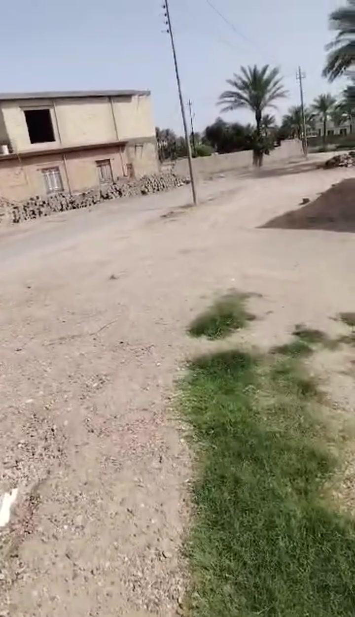دار للبيع  مكانه الكرمه  الرشاد.. بناء حديث
مجاور جامع وقاعه الرشاد الكبير  يمه 3 مدارس وثانويه رشاد مركز صحي الرشاد

طابو زراعي 
مساحته 500 متر 
سعره 70 مليون بي مجال


**إذا كنت صاحب هذا الإعلان وتريد حذفه لأي سبب، رجاءا أرسل رسالة إلى الدعم الفني**