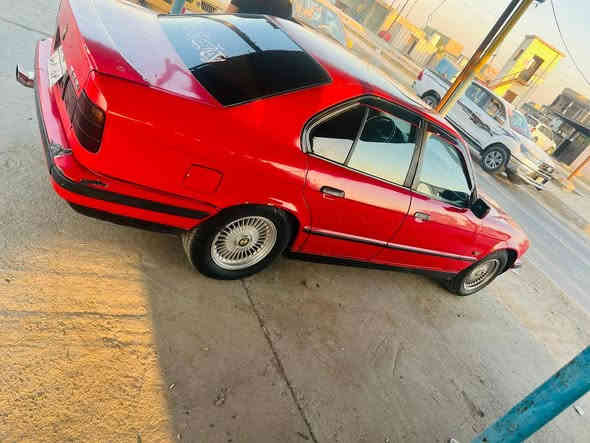 سلام عليكم بي ام 525 للبيع
كير عادي
كير ومكينه بلادي
تخم تاير جديد
رقم اربيل تريد  تحويل تريد وكاله
شراي اتصل عل رقم
***********
سعره 45 وبيه مجال
