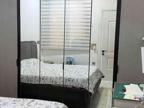 غرفة تكمة للبيع استعمال سنة 
من ايدول تتكون من 7 قطع 
جرباية ، ميز تواليت ، مجارير ، كنتور ، كومديات عدد 2
طابورية
السعر مليون وبيه مجال بسيط 
للاستفسار التواصل حصراً مع الرقم ‭***********‬
الموقع بغداد الكرخ بغداد
