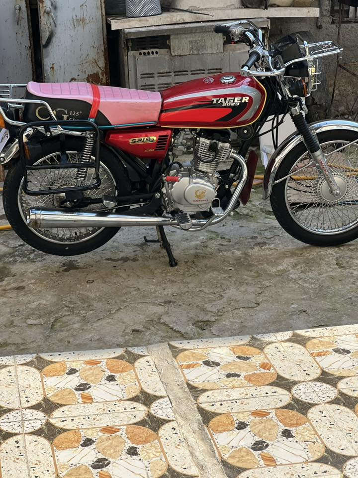 لبيع تايكر 2023جديد كدام العين
منفيس كامل 

محرك شرط برغي ما مفتوح  شرط بعد ما مفيلس 

مكاني موصل ايسر
***********
انتصال او واتساب
