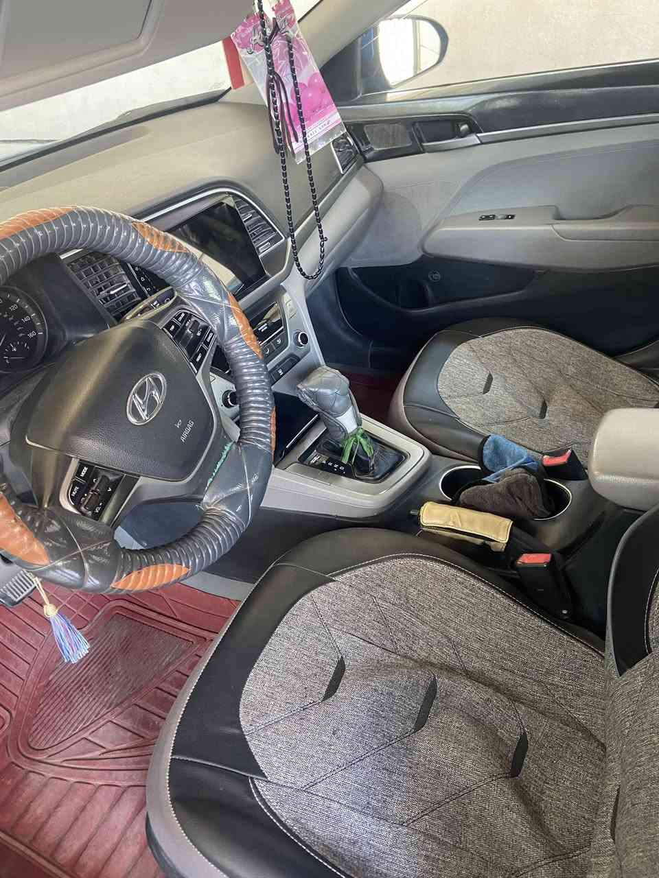 السلام عليكم السعر 125
النترا للبيع او المراوس ب النترا 2020 وفوك

2017 وارد امريكي حادثها جاملغ وبنيد

انه مكلف ب النشر رقم صاحب السياره ***********
