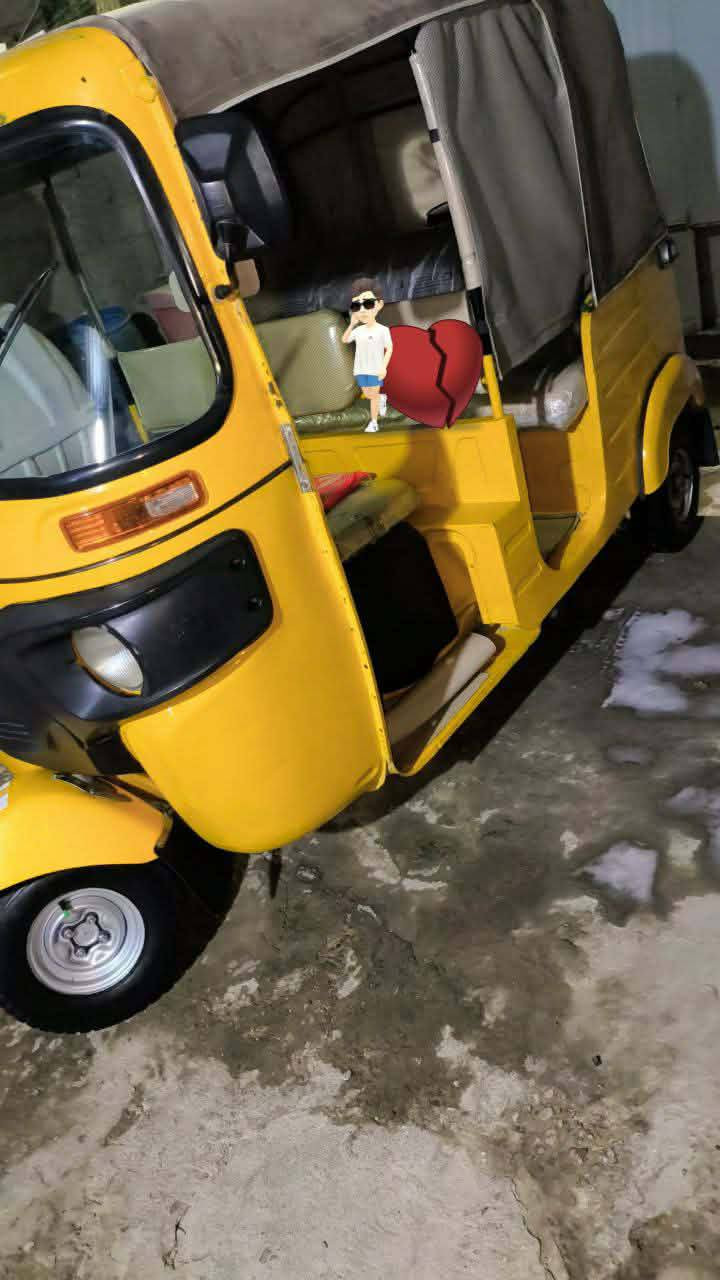 سلام عليكم تكتك 19شهر12 كفاله بيه طخات بصيطه فقط تكتك خير من الله  كبل لشارع كامله موكمله مكاني بغداد جسر ديالى  رقمي ***********
