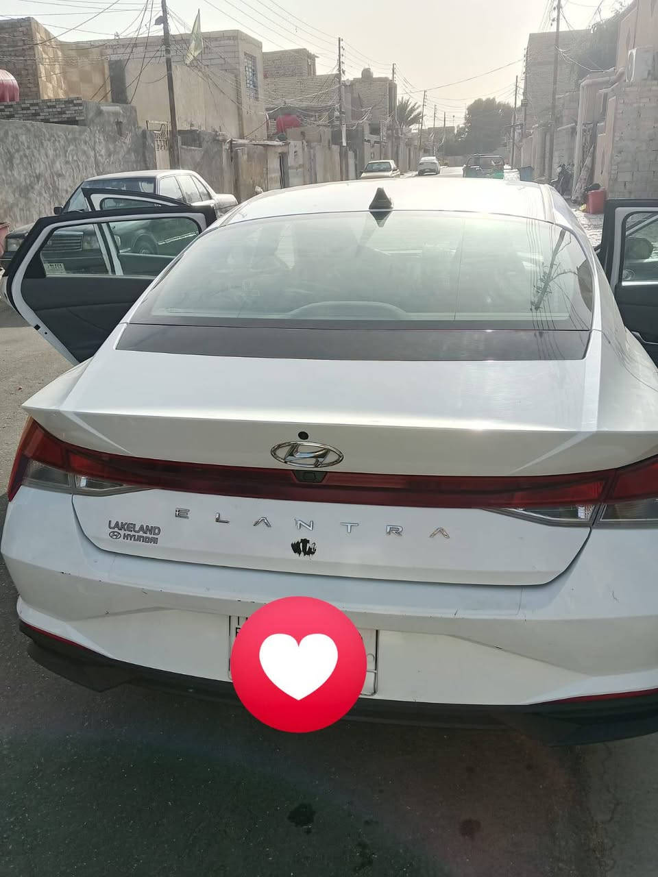 السلام عليكم خوان النتره 2021
مريكي قطعتين بنيد وجاملق  كير ومكينه مكفولات السياره 
جاهزه من كلشي نضافه أحله من الصوره السعر 140 وبيها 
مجال السياره معوقين يعني سنتين يله تتحول رقم ***********
***********
