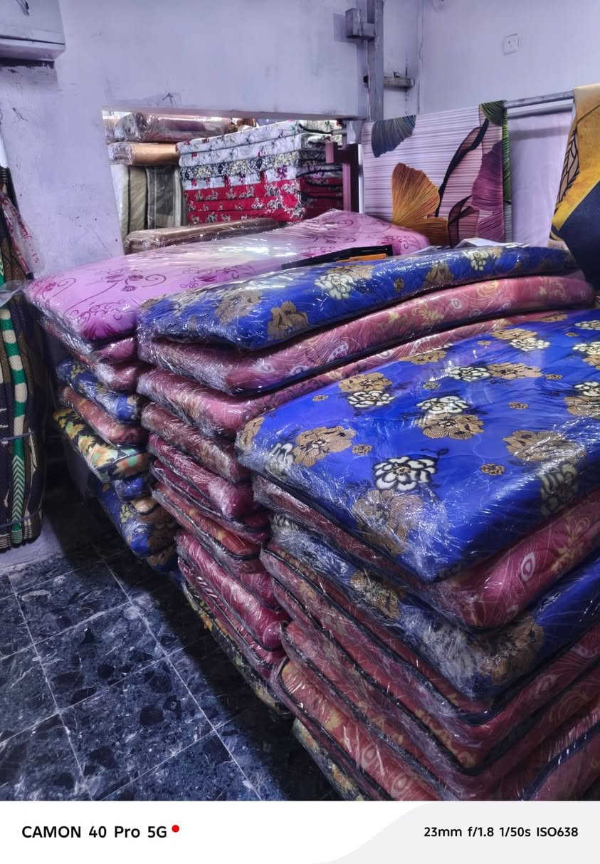 📢📢 ((اسعار ارخص من سعر الجملة))
// دواشك ضمان لمدة خمس سنوات وقابل للتبديل قبل انتهاء مدة الضمان//
دوشك نفرين ارتفاع 35 السعر 150 
✨✨
دوشك نفرين ارتفاع 30 السعر 135
✨✨
دوشيك نفرين ارتفاع 25 اربع سفايف 
السعر 125
✨✨
دوشك نفرين ثلاث سفايف السعر 95 ✨✨
 دوشك نفرين سبرنك طبقه طبيه ارتفاع 30 السعر 150
✨✨
 دوش نفر واحد ارتفاع 20 السعر 40 ✨✨
دوشك نفر واحد ارتفاع 15 فندقي السعر 35
✨✨
دوشك نفر واحد ارتفاع 12 السعر 30✨✨
دوشك مميز گاع السعر 12 
✨✨
جودليه ديباج سعر 12
✨✨
جوداليات اسفنج السعر 7.500
امخات كيلو السعر 4 الالف وايضا يوجد مخاد اقل من كيلو السعر 3 الالف
العنوان الغزالية شارع البداله قرب  اول استداره شارع المدارس
محل ريش وحرير  ✨✨
رقم الهاتف يوجد واتساب
شرفونا وتدللون 
***********
***********
