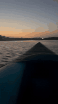 زورق نفخ الماني طول 3متر ونص  للبيع ***********
