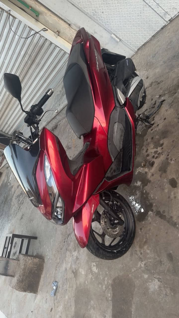 سلام عليكم PCX
الجيل الرابع  دراجه لوك مال رمبه 

محرك 160ssياباني كي اف 

دراجه جديده كلش ع وضع الشركه 

كله شغال حساس زدحام   اي بي اس 

كلشي مكفول بيها كفاله عامه مكاني بغداد الكرخ الصالحيه السعر ب ٢٨$ونص 

***********
