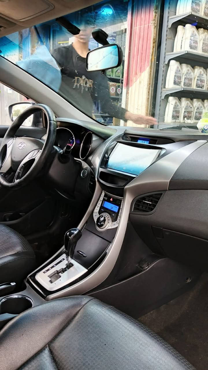 سلام عليكم الانتره 14ادوات كصه جنطه فول موصفات بس فتحه ما بيه مكينه كير حداديه تخم تاير توه شاده جاهز للخير ب48وبيه مجال مكاني بصره ***********
