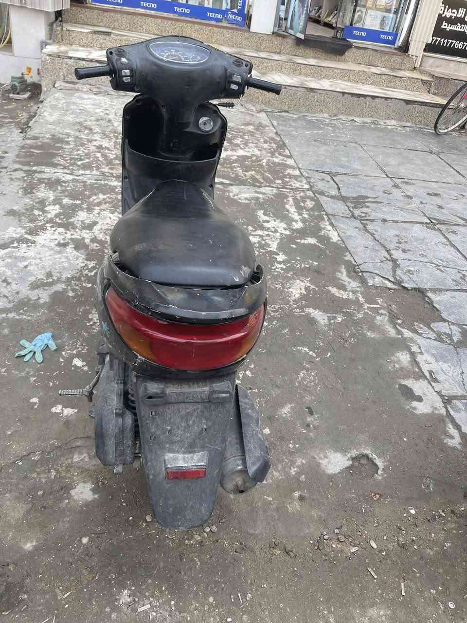 السلام عليكم عندي دراجه للبيع  سعره ٣٥٠ الف  *********** بغداد الحريه
