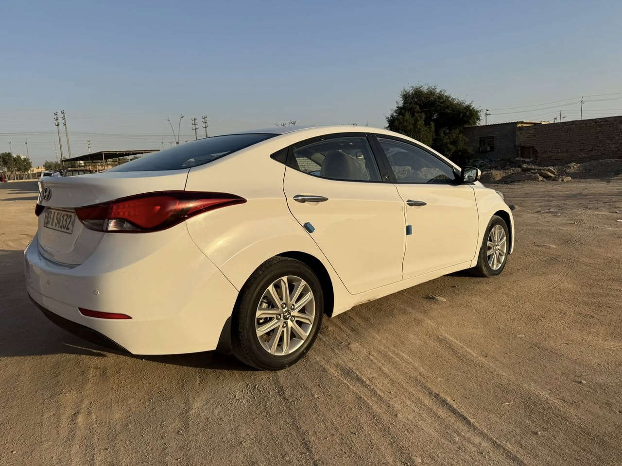 النترا 16 وارد خليجي
رقم ميسان الانكليزي الجديد سنويه لل29
بيها طخه بالجاملغ الخلفي ورشات صبغ بدون ضربه
محرك 1600 دوش سعرها 112
العنوان البصره/ القرنه
***********
