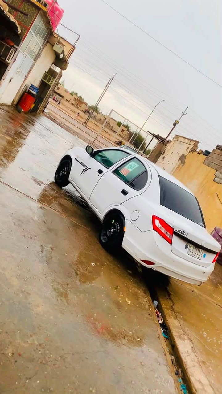 ساينه مديل2020
سياره كفاله عامه بدي كير محرك 
سياره تخم تاير حداده جديده بدي نضيف 
كماليات جاهزه من كلشي  تبريد ثلج
دواخل جلد لون اسود
السياره شاشه لايت زنون كشاف زنون 
ترايها اربيل سياره ربع ماتصرف عليها ماناقصها ايشي وكلشي بيها حلو 
سعر السياره 58 وبيها مجال 
تواصل. ***********
