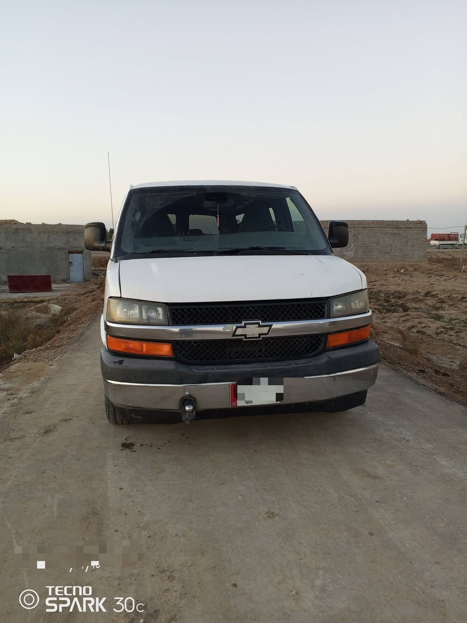 السلام عليكم 
سفانا موديل 2011
محرك 6100 كير 1000 مكفوله
حداديه جديده اكسل جديد مكفول
غرفه جديده 2019 ماصاعد بيها عبري
السياره مابيها خط استخدام شخصي ماشيه 40ألف ميل 
السياره أصل لون سلفر تحويل لون 
السياره تحتاج تبريد خلفي فقط 
رقمها بصره  مكان السياره العماره ميسان
ملاحظه؟؟؟ اني مكلف بالنشر 
رقم صاحب السياره ***********///***********
