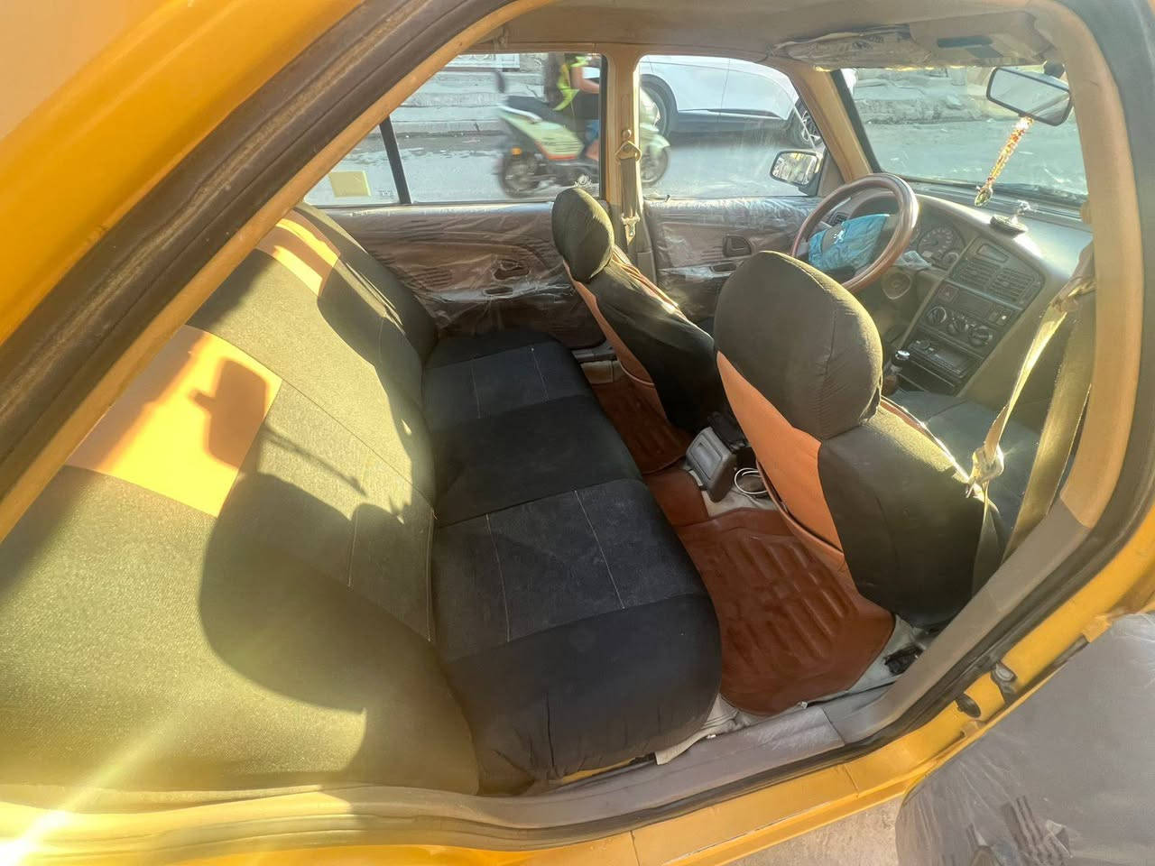 السلام عليكم
لميس موديل 15 سياره مكفوله من ضربه كير محرك  خير من الله السياره  كل نقص ما بيها جاهزه تبريد شغال تخم تاير جديد جواها سنويه باسمي  تحويل ثاني يوم  السعر 43 وبيها مجال قليل العنوان بغداد الجديده شارع المسبح 
للاستفسار ***********
