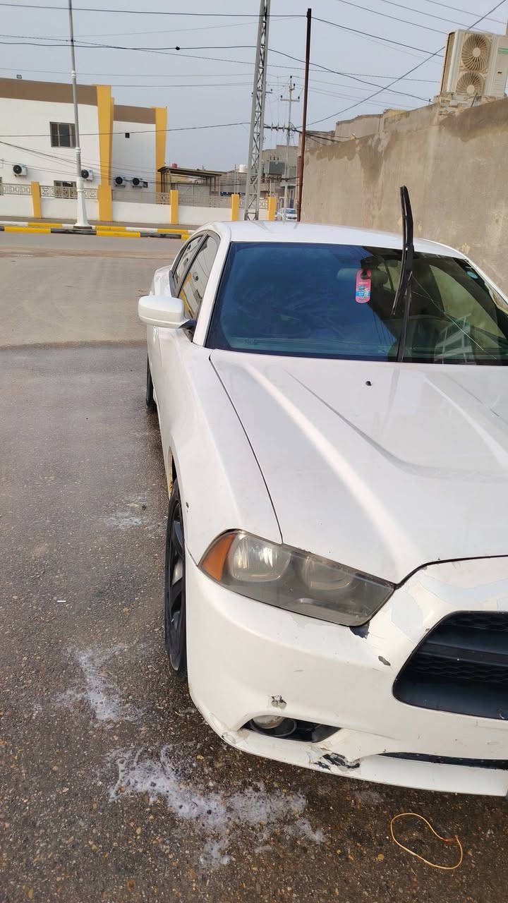 السلام عليكم 
شارجر 2013
كصة بجم 
السعر 65او بيه مجال 
***********
***********
