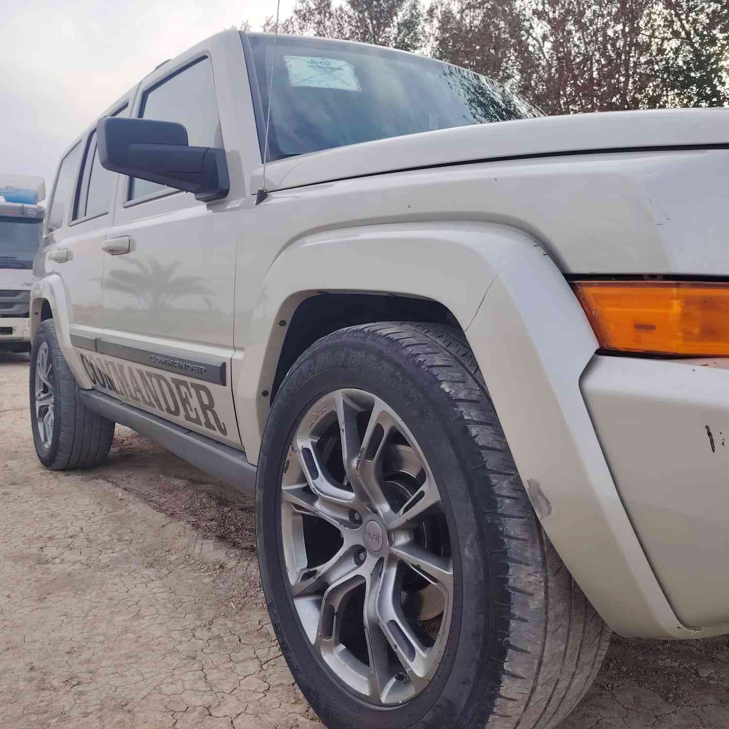 سلام عليكم جيب كومندر مديل الفين وسبعه للبيع سعر 85 تفاصل هاذ رقمي ***********(***********
