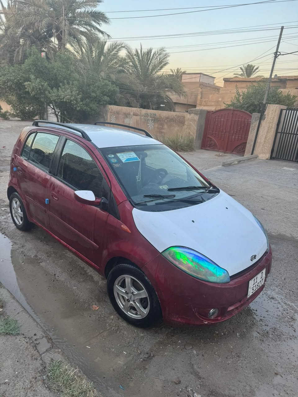 للبيع سيارة جاهزة  وتحويل بنفس اليوم رقمها بغداد الانكليزي الجديد و هزه جديدة وسنوية جديدة. @ سيارة مال بيت ما ماشيه اهواية نظيفة مشتريها من ابنية. سعرها 30 قفل تجي تفحصها يله تأخذها. السيارة جاهزة ما تصرف عليها شي نهائياً. مكاني بغداد للأستفسار ***********
