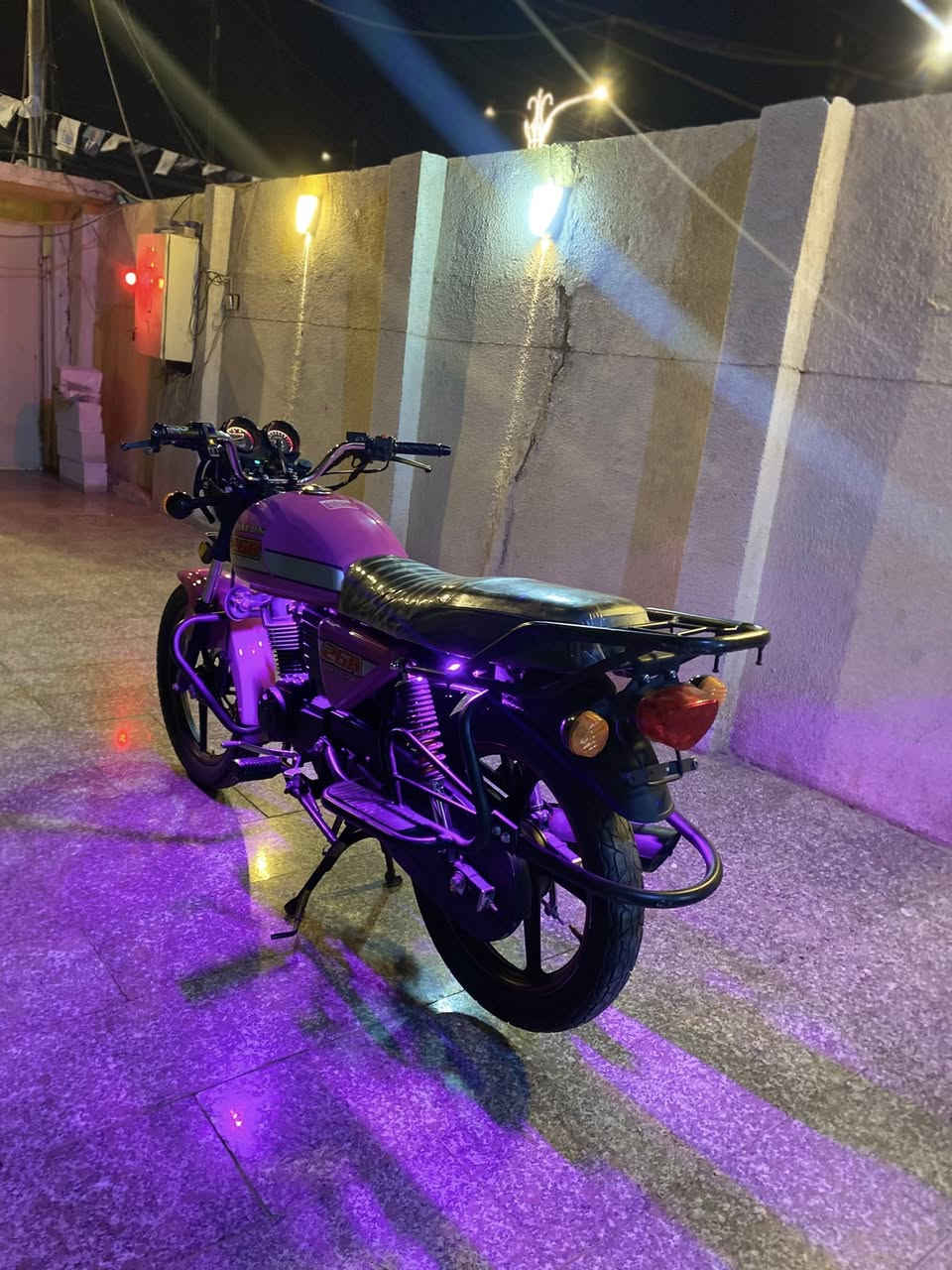 لسلام عليكم دايون موديل 23 طالعه بال 24 شهر الثامن ماشي 5522 قابل للزيادة يعني بعدها زيرو مكفوله كفاله عالمه رقم وسنوية بس اداور للأستفسار مكان الدراجة كربلاء
***********
