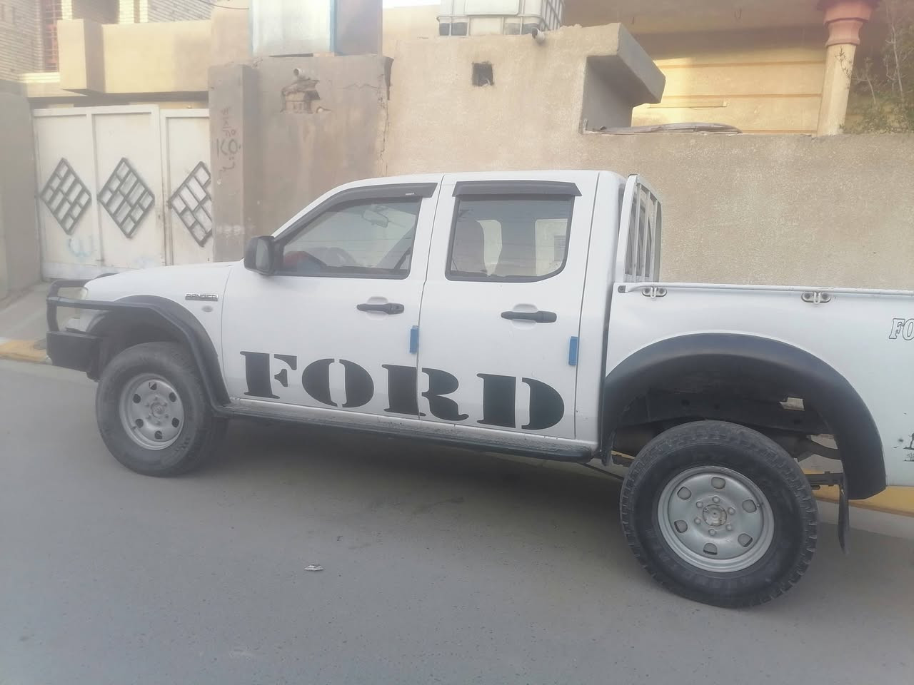 اللبيع فورد رينجر مال مزاد كامله اضبارتها رقم انبار موديل 2008 مكان السياره الانبار الاستفسار 0750192549 / ***********
