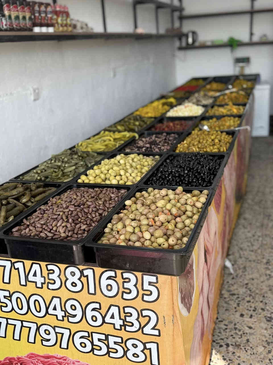 عله بركه الله تم افتاح طرشي ومخلات زيتونه الفرع ٢ 
السايد الواحد مقابل حمام الامراء 
طرشي بأنواعه عجين فلافل 🧆 عمبهً صاص 
راشي معاصرتي من الشجره للخلاط دبس الذهبي 
للستفسار *********** جهاد
