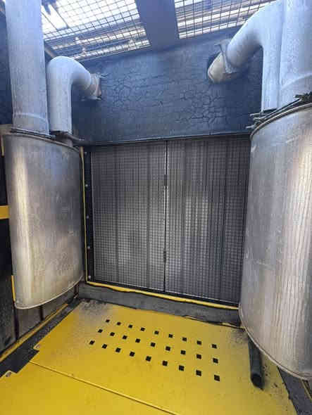 السلام عليكم 
مولده بيركنز انكليزي 2800دبل سوبر 
715kv
موديل /2017
مشتغل قليل فول كاتم
للأستفسار/***********
ابو محمد الاعرجي
