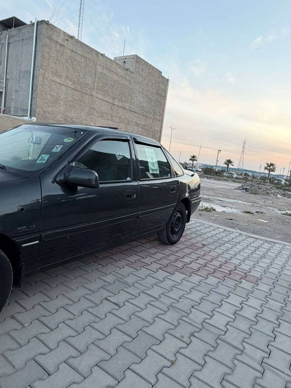 السلام عليكم للبيع وابل فكتراا موديل 1992 محرك 1600 شرط قايش عريض كير عادي شرط تخم تاير جديد صدر امامي خلفي جديد سلايت رقم صلاح الدين مشروع وطني السيارة بلاديه بدون حادث شرط صبغ جماليه غرفتها جديده لوك سيارة احله من الصور السعر 38 $  المكان صلاح الدين تكريت
 ***********
