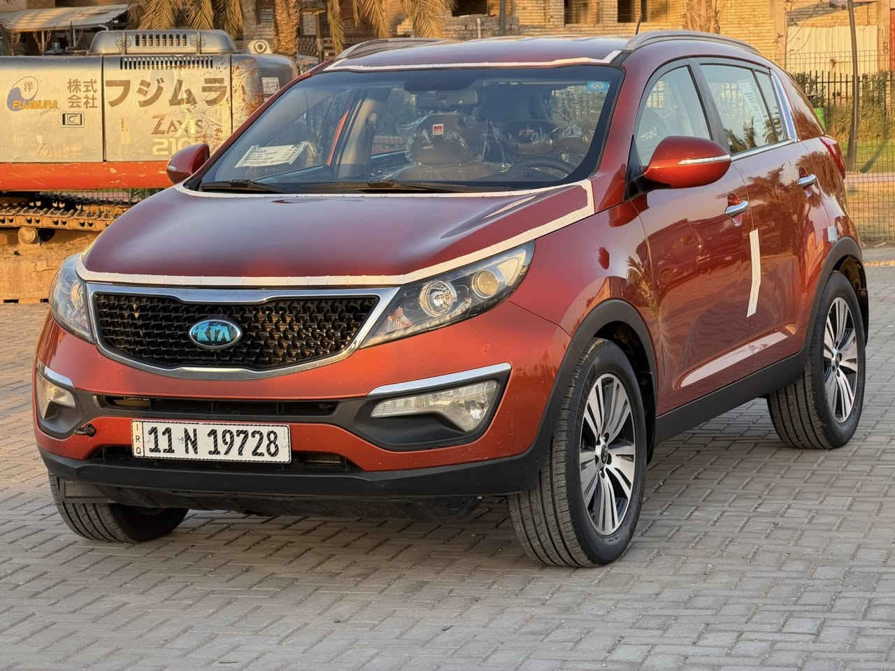 السلام عليكم كيا سبورتج مديل 2015 وارد خليجي بيهة صبغ باب وجاملغ لمامي موصفات لسيارة نص فول مكينة 2000 دوش سعر لسيارة 128$وبيهة مجال مكان لسيارة بغداد البلديات 
وهاذ رقمي ***********
