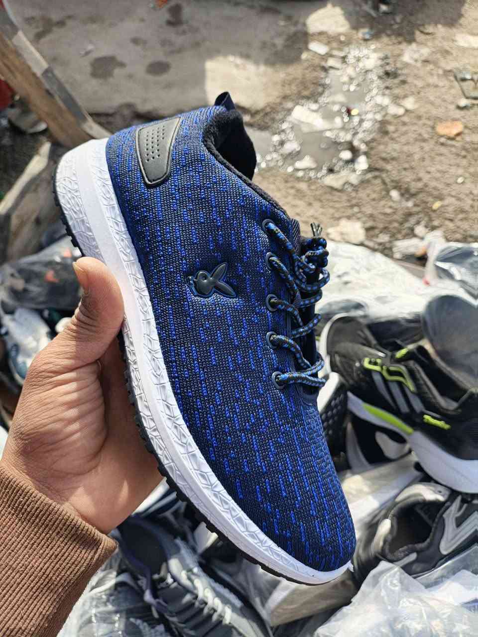 لبيع شلع عدد 50الى 60 قطعه سعر القطعه 5لبيع شلع ***********
