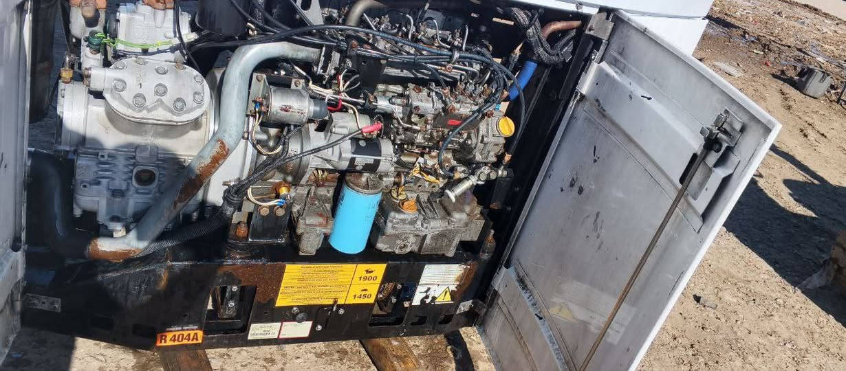 السلام عليكم جهاز 200 عادي محرك اخضر اوربي 
زاخو ساحه دلو ***********
