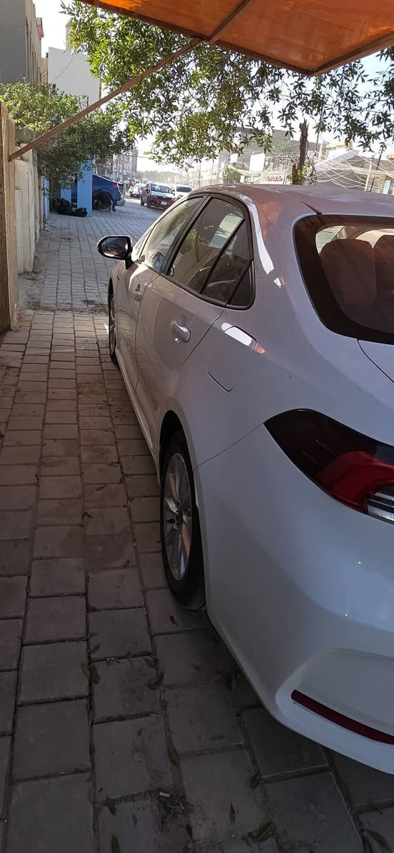 السلام عليكم كورلا 2024
السعر : ١٥٠ $ 
ماشية ٢٥ الف كيلو قابل للزيادة 
فوول مواصفات ...
بيها طخة خفيفة بالبنيد واضحة بأول صورة 
رقم الهاتف واتس اب موجود : ***********
