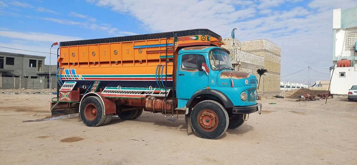 سلام عليكم ابردين 10طن رقم نجف مديل 81بل سنويه تنكرقماره بلادي ماعدةلغدواحدمصبوغ محرم الاينقص ولايخرشاصي مكفول كفاله
***********  
***********
***********
