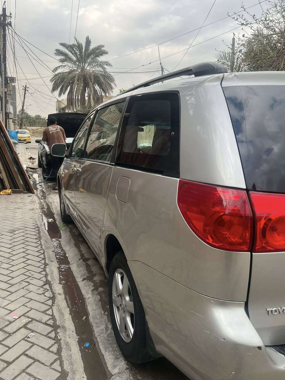 تيوتا سينا 2008
مكينه كير صدر شرط 
تبريد 3 قطع ثلج 
مكينه 3500 v6 اڤلون 
بأسمي بغداد  
ممشتغله خط سياره 
دوشمه جديده ارضيه جلد وقماره كنتاره جديده 
مكاني بغداد الزعفرانية  
عارضة ب105 بيه سونار سياره 
***********

