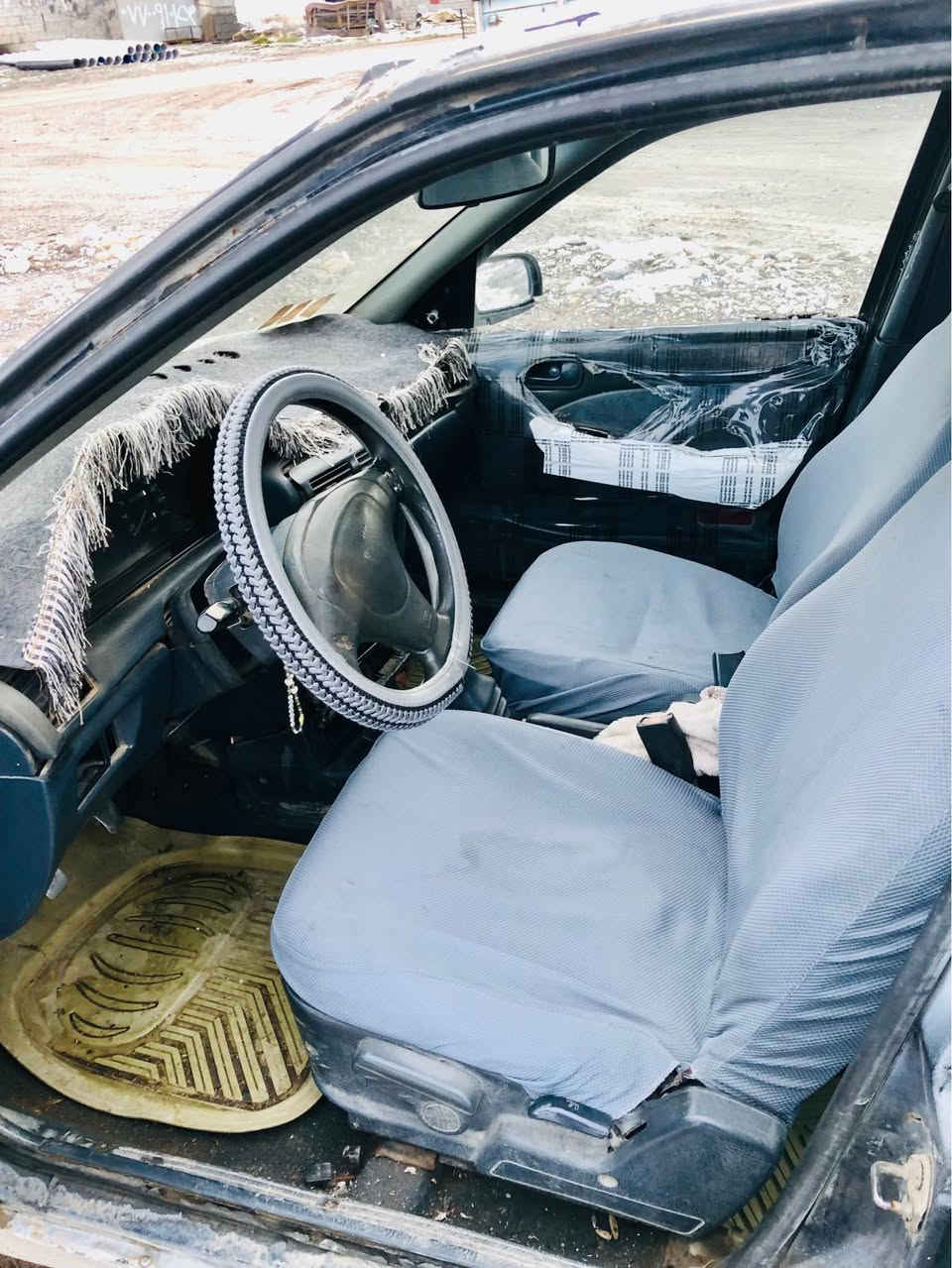 كیا سڤیا ٨ و بەخ بۆ فرۆشتن نمونە لە جوانی هەموو شتی ئیشەكات گێڕ و مەكینەی بەشەرت  ناوگێچەكانی هەمووی ئیشەكات هەتا گڵۆپی دەرگاو بریكیش ئیشەكات لایت وفڵچە وئیشارەت وبرێكی هەمووی مەزبوتە ئیش دەكەن كەم كیا هەیە ئاوا مابێتەوە بەنزین زۆر كەم دەخوات كامل بۆیاغ كراوە بۆ جوانی كراوە بە سپی 
نرخی 14 گەڵاو محامەلەیەكی كەم
شوێن حاجیاوا
ژ.م ***********
مشتەریت پەیوەندی بەو ژمارەوە بكەن یان نامە بنێرن رانية, السليمانية
