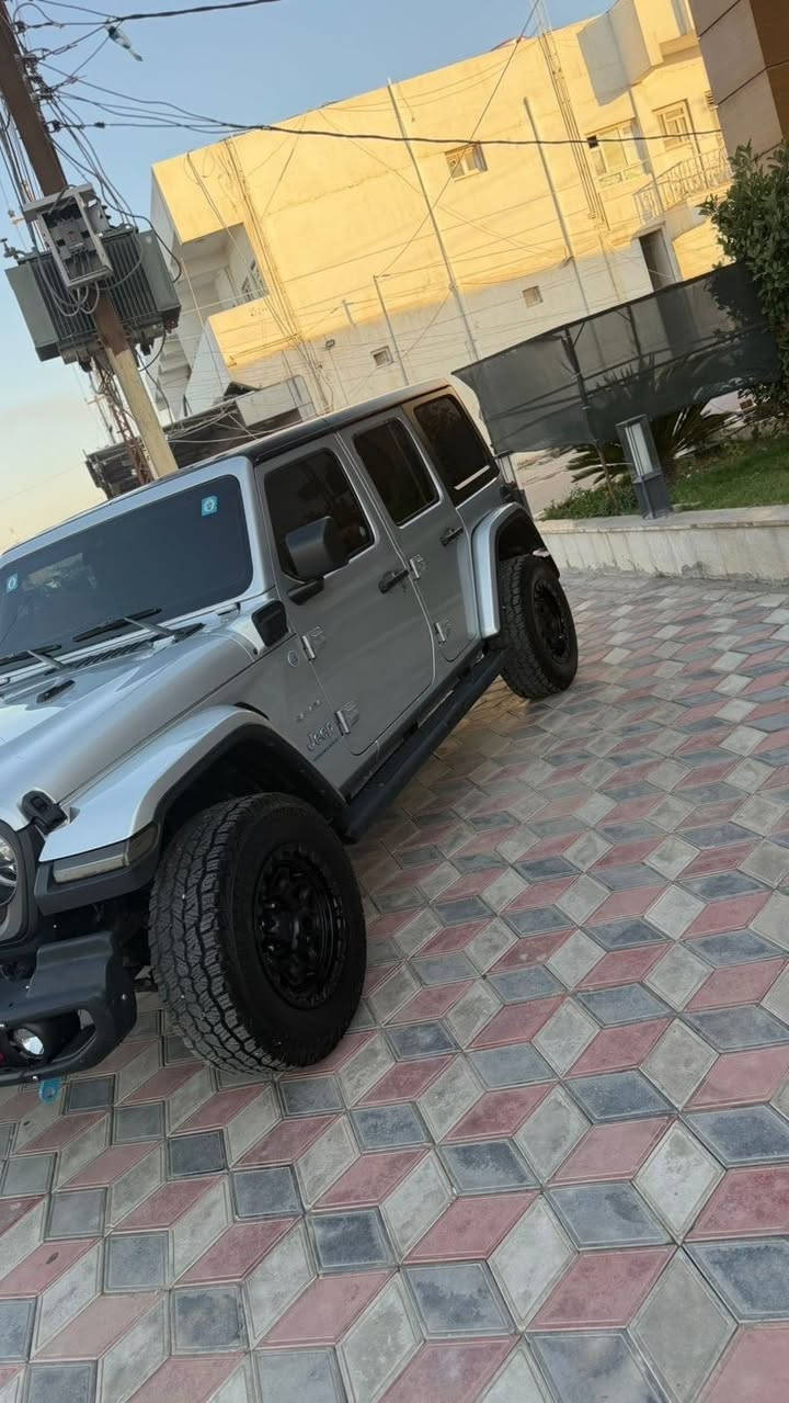 جيب رانكلر 4Xe 2023  صحارى وارد امريكي

Jeep Wrangler 4Xe 2023 2.0L 4

حجم المكينه : 2000 تيربو + هايبرد + هجين شحن خارجي
المسافه المقطوعه : 54 الف كيلو     
                      الضرر :  
                   

الايرباك :دركه+ 
السعر 238

المواصفات 
1.قماره تتفصخ اصير كشف
2.بصمه 
3.لوكير
4.كشافات 
6.شحن خارجي
7.بكلايت لد 
8. شاشه
9.دمام خلفي
10.كشنات جلد
 مرقم بغداد  
‭0775 115 1181
المكان تكريت
