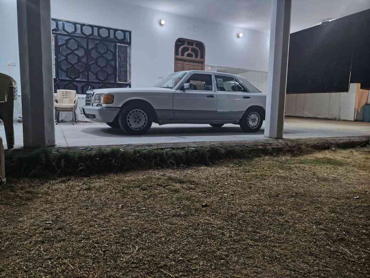 اللهم صل على محمد وال محمد
سياره نوع مارسدس للبيع او مراوس  السعر 52 وبيه مجال بسيط

موديل 1984 محدثه 1991 مكينه راس الثور 3000 كير جدد مكفولات تبريد ويه السويج ثلج لون ابيض بدون حادث او ضربه او شخط سنويه مجدده سنة 31 رقم انكليز شبه مميز هزه جديده غرفه 80٪ تخم تاير بصمه تشغيل راعيه يريد تحويل ابن اختنا سنتر لوك شاشه كامره خلفيه  كهرباء كله شغاله كيجات كله شغاله سياره مال بيت جني 

مكانها بابل المركز ورديه خارج

الاتصال

***********

***********

***********

تحياتي للجميع
