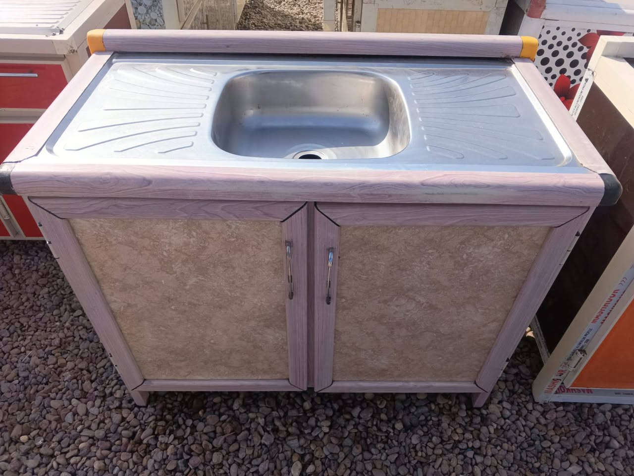 السلام عليكم مجموعة كاونتر سنك الواحد 75 قفل مكانهن بغداد بلرئاسة مال المشتل


**إذا كنت صاحب هذا الإعلان وتريد حذفه لأي سبب، رجاءا أرسل رسالة إلى الدعم الفني**