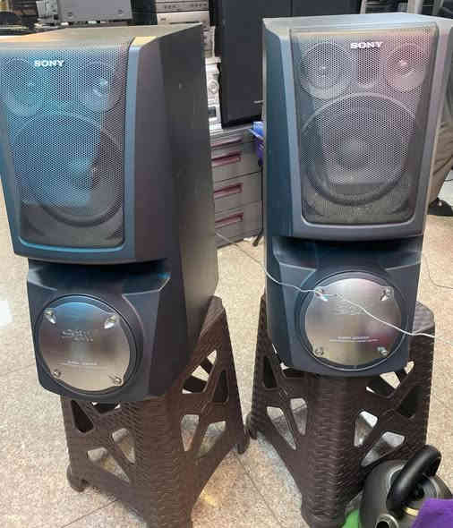 سوني SONY saw
8 اوم - صوت وبيز وتضخيم ونقاوه فول
السعر 160 موبايل ***********
