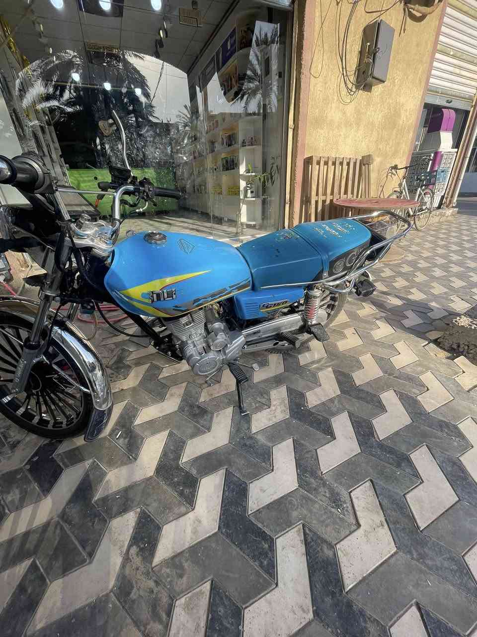 سلام عليكم سيفان موديل ٢٠٢٥ دراجه كلهه كاملله مكمله مكفوله
مكانهه ديالى جديده الشط ٦٥٠. وبيهه مجال 
***********

