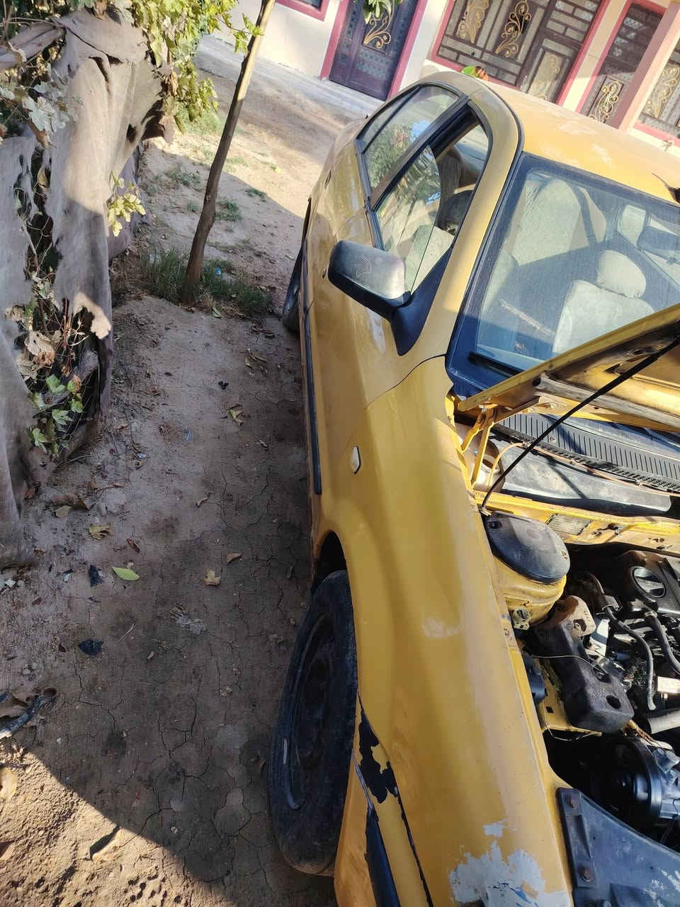 للبيع
سمند ناطق
رقم قادسيه
كير ومحرك جديد
لسياره شغاله
السعر ١٢ ورقه
لستفسار *********** ***********
