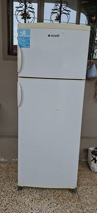 متاح ثلاجة وضع شركه حجم ١٨ قدم 07516332628