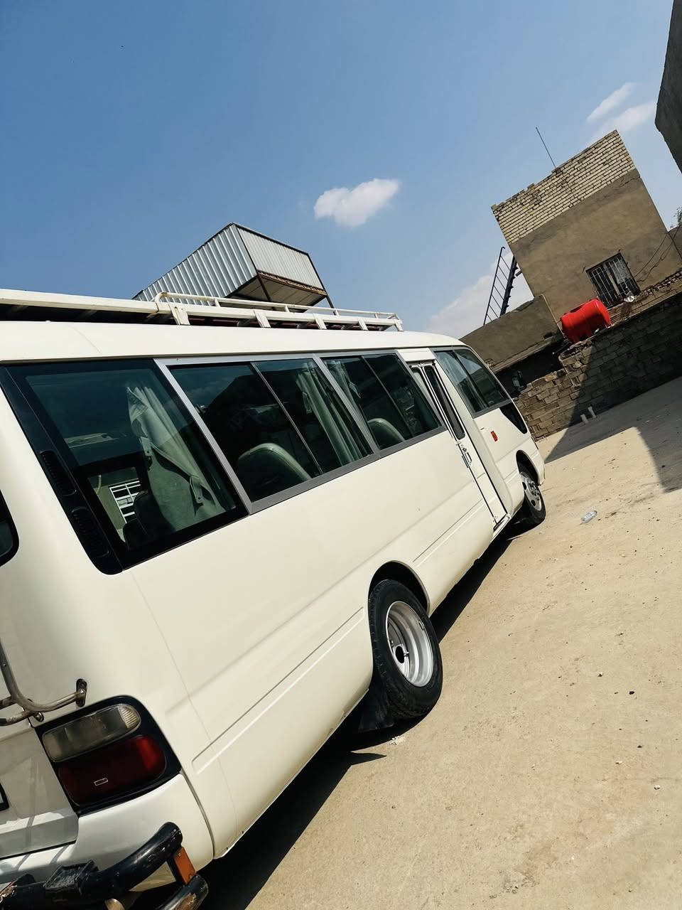 سلام عليكم ورحمة الله وبركاته كوستر 2014 فول مواصفات كشن استاركت سلة داخلية اي بي إس السيارة كاملة مصفرة هيئة وغرامة السيارة ما متعوبة العنوان بغداد *********** اتصل واستفسر
