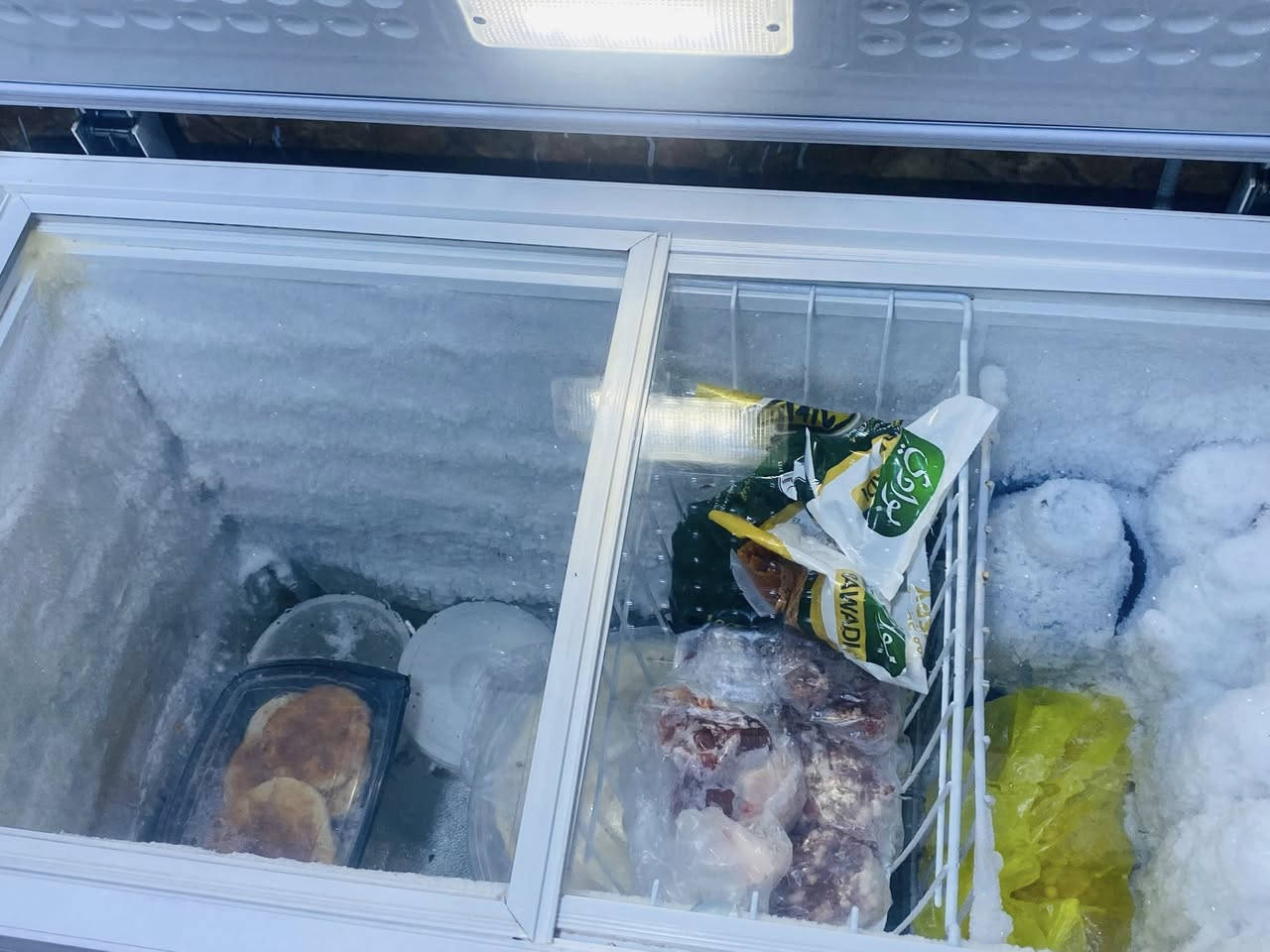 مجمده 15 قدم تجميد شوفت عينكم خير من الله سعرها 250
ثلاجه الجي حجم متوسط سعرها 150

مبرده نسمه استعمال سبوع فقط اخر ايام الصيف اجتني سعرها 275

عنواني نجف حي الهنديه 
رقمي بي واتساب 

***********
