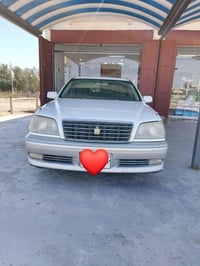 تويوتا كراون • مكينة VVT • ماشي 220000