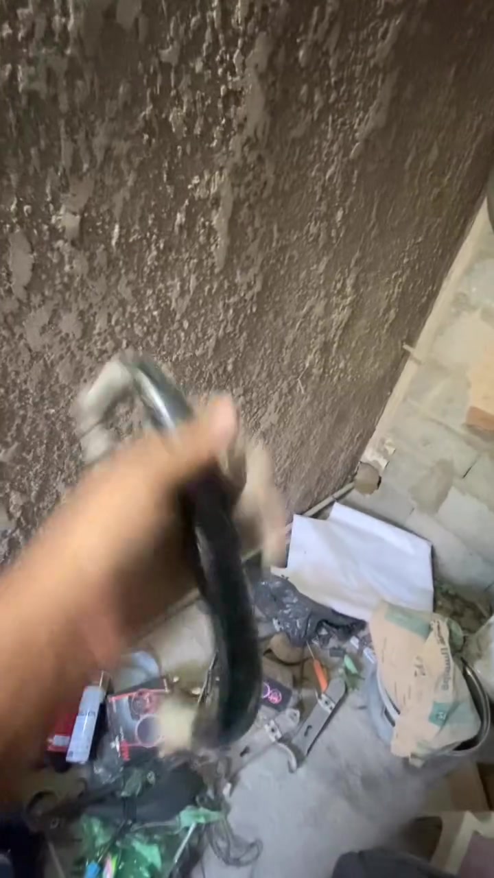 سلام عليكم غراض رمبه للبيع كلمن وسعره مكاني العطيفيه  السعر خاص ***********
هذا رقمي واتساب موجود ومازنجر
