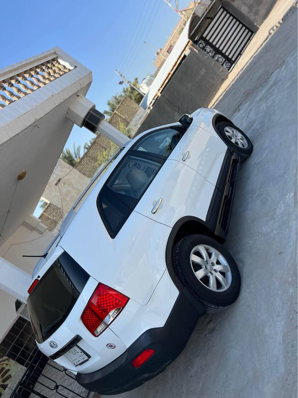 سورنتو 2012 خليجي 7 راكب كفاله السياره مكينه4 سلندر كفاله رقم بصره بيه بارد گد شبر بالچامغ الگدام السعر 148 وبيه مجال للشراي الاتصال *********** المكان بصره قضاء المدينه المدينة, البصرة
