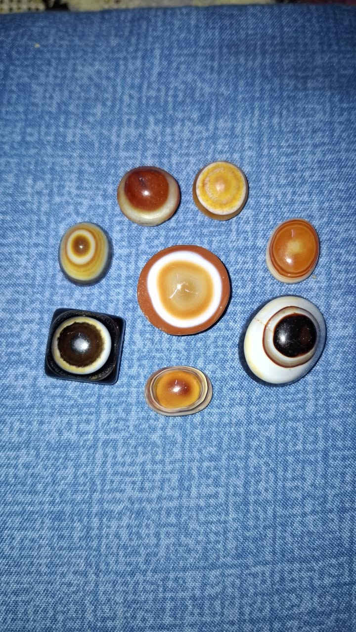 يا الله يا كريم احجار جزع يماني بقري 
قطع مرتبه وحلاوت ٨ والباقيات مشكلات كلهن 
ب ٧٥ الف مكاني بغداد مدينه الصدر لا يوجد لدي توصيل 
امانت الله هواي بيهن اصليات ومطلعينهن من محابس


**إذا كنت صاحب هذا الإعلان وتريد حذفه لأي سبب، رجاءا أرسل رسالة إلى الدعم الفني**