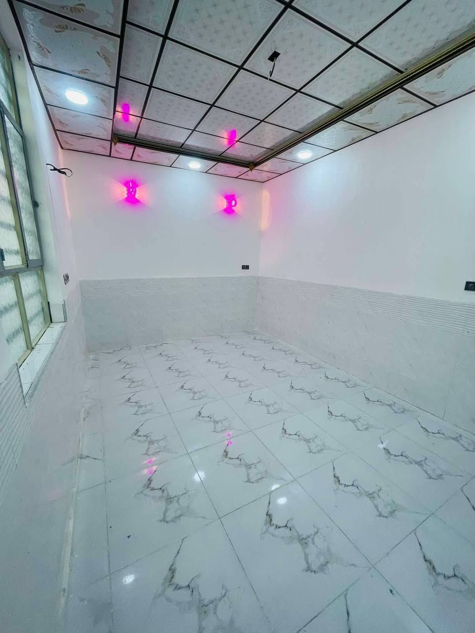 130 متر  #سند_25
بسعر 43 مليون مع المجال 
مستعجل عل بيع بسعر النقد
مقدمه 20 مليون
كل شهر 500 ألف قفل

غرفتين/صاله/مطبخ/صحيات 2/استقبال
كراج كبير/مكشوفه 2 /شتايكر كامله
ماء/كهرباء/سوق/مدارس/تبليط #عرض_10
الضمانات صك محكمه 

الموقع 🏡  
نجف/شارع الصب مقابيل ملحق القريه عمود 317 سوك الحمداني
للتواصل
***********
