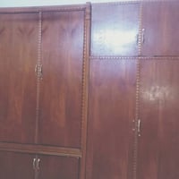 العنوان الايمن • غرفه اخشاب